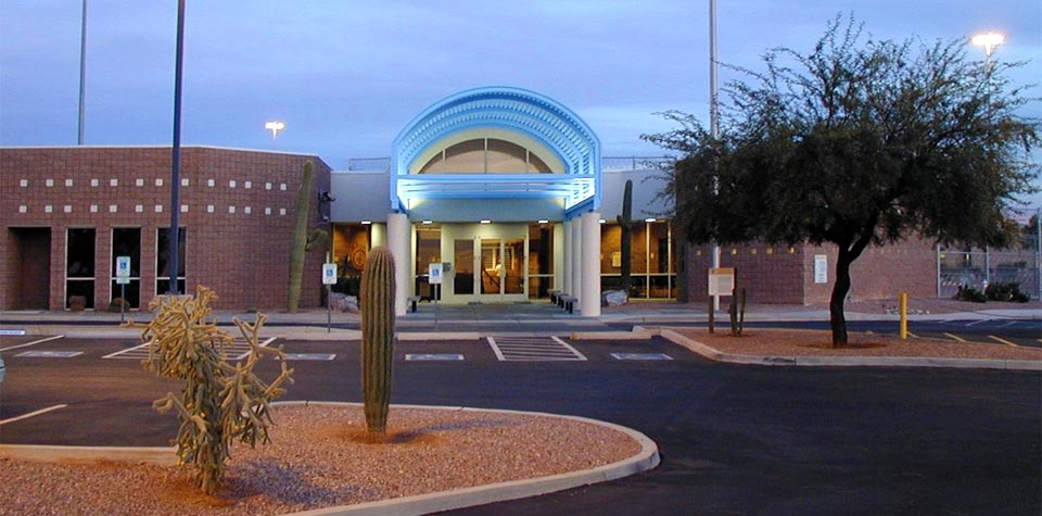 Convicted Ex-Cop Derek Chauvin from George Floyd Case, Stabbed at FCI Tucson - Inmate Lookup