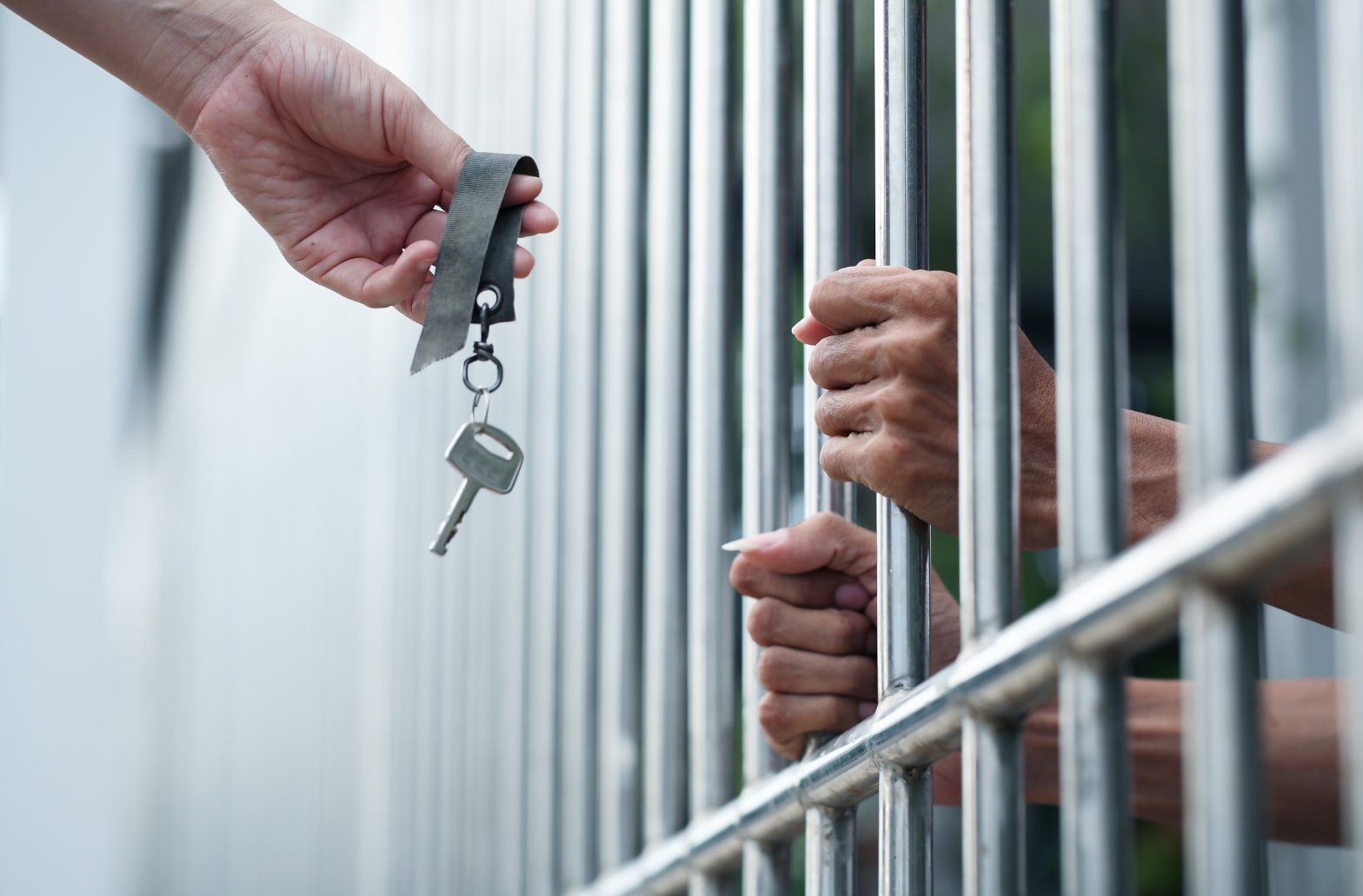 Giving a key to a prisoner, News - California re-entry program