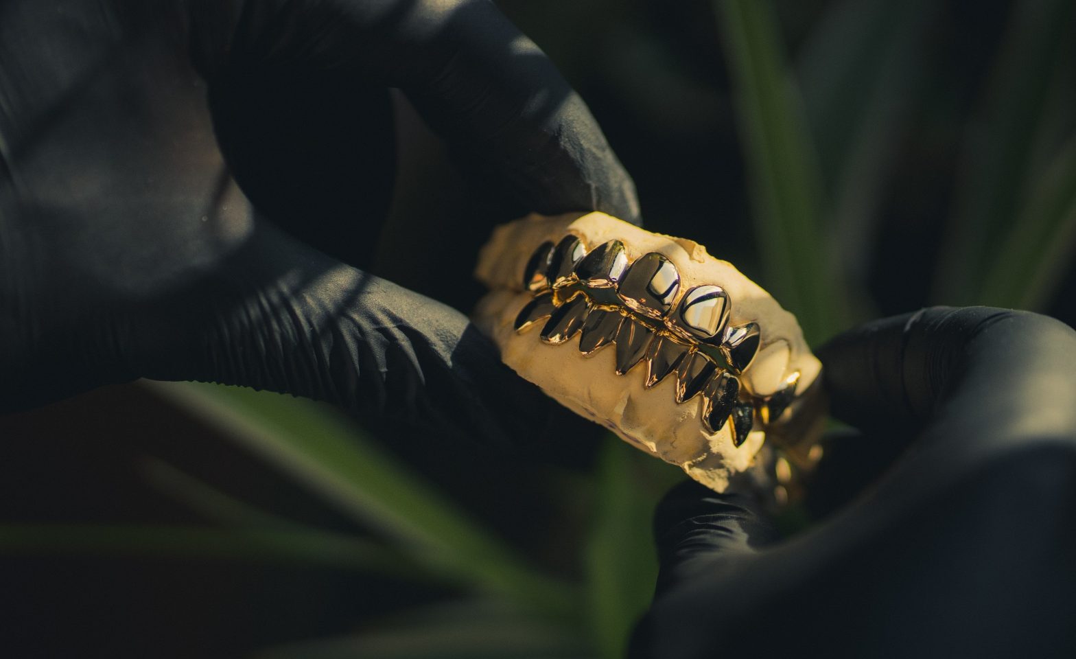 Handcrafted teeth grills. News - Benito Jamar Hugie, Otay Mesa prison, California Department of Corrections and Rehabilitation