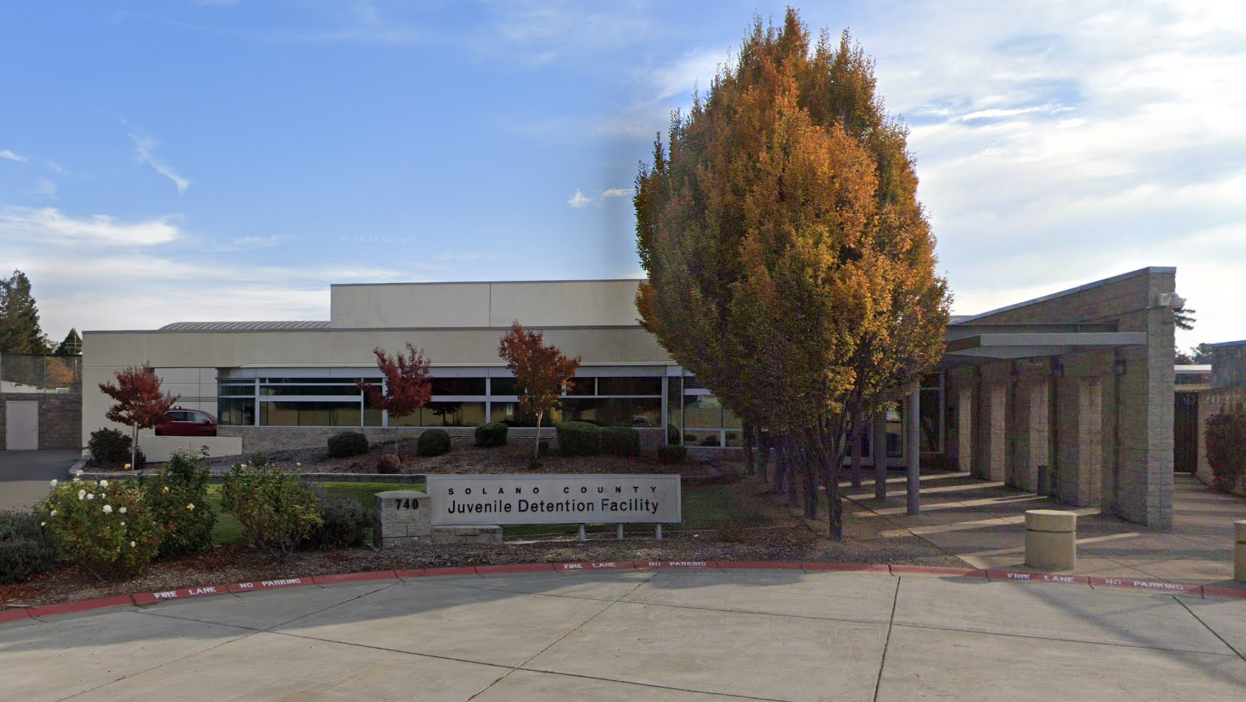 The front of Solano County Juvenile Detention Center. News - Solano County Juvenile Detention Center benefits from Travis Air Force Base PT Initiative